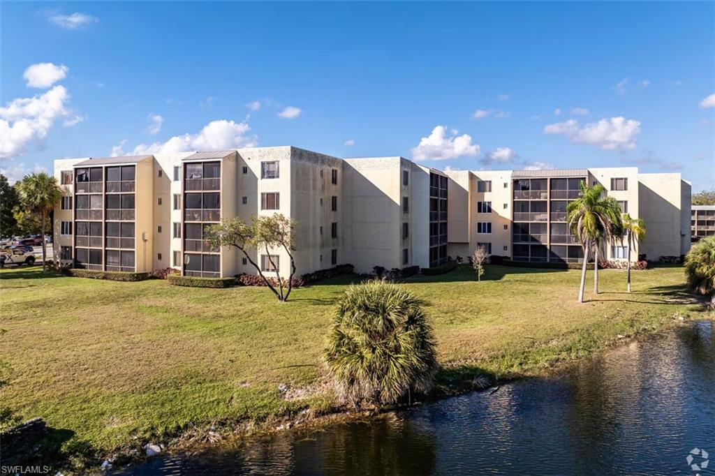Residential in LAUDERDALE LAKES 5