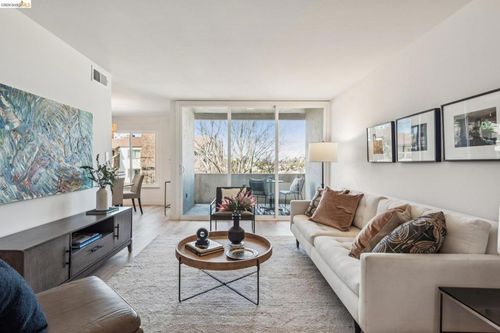 301-330 330 Vernon St, Oakland, CA, 94610 | Card Image