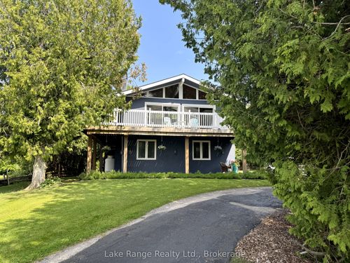 202 Birchwood Ave, Tiverton, ON, N0G2T0 | Card Image