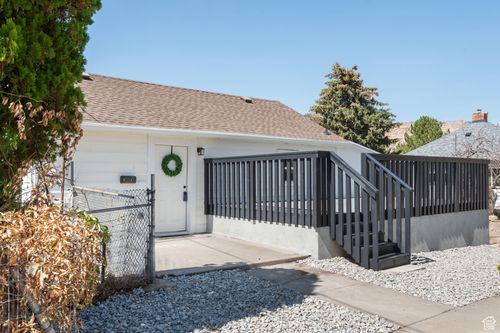 156 Duchesne St, Helper, UT, 84526-1112 | Card Image