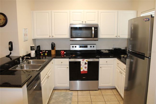 UNIT-108 - 2952 Lucayan Harbour Cir, Townhouse with 4 bedrooms, 3 bathrooms and null parking in KISSIMMEE FL | Image 4