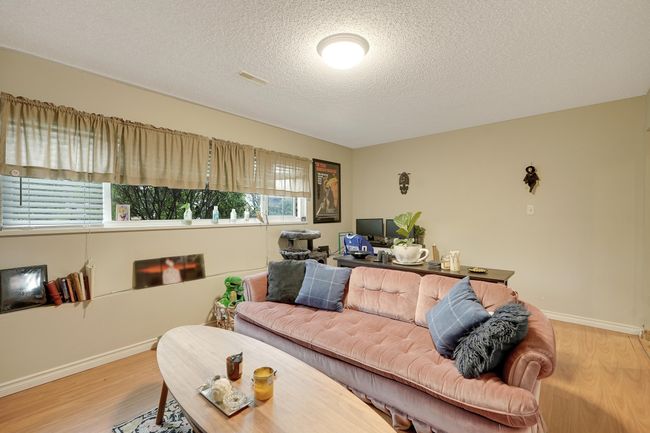 6605 Dayton Drive, House other with 6 bedrooms, 2 bathrooms and 7 parking in Chilliwack BC | Image 28