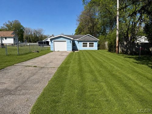528 18th St, Jackson, MI, 49203-1418 | Card Image