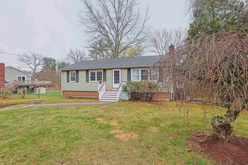 22 Tyler St, Salem, NH, 03079-3945 | Card Image