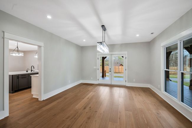 Formal Dining Room | Image 7