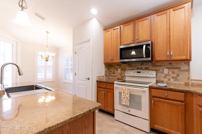Kitchen | Image 9