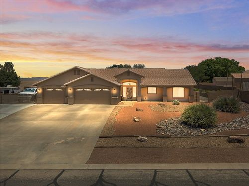 2790 Mountain Trail Rd, Kingman, AZ, 86401-7800 | Card Image