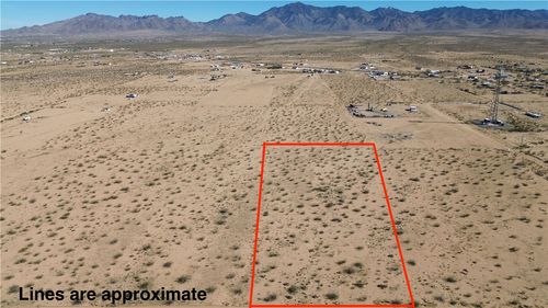 5 Bee Dr, Dolan Springs, AZ, 86441 | Card Image