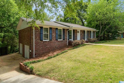 4617 Tecumseh Ln, Pelham, AL, 35124-1041 | Card Image