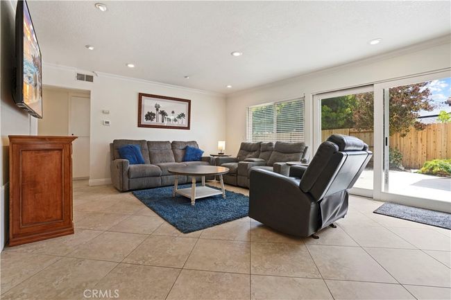17882 Hallcroft Ln, House other with 4 bedrooms, 3 bathrooms and 6 parking in Huntington Beach CA | Image 14