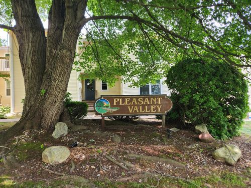 205-205 Pleasant Valley Rd, South Windsor, CT, 06074-3315 | Card Image