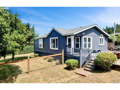 1004 Sw Tara Ln, Waldport, OR, 97394-9075 | Card Image