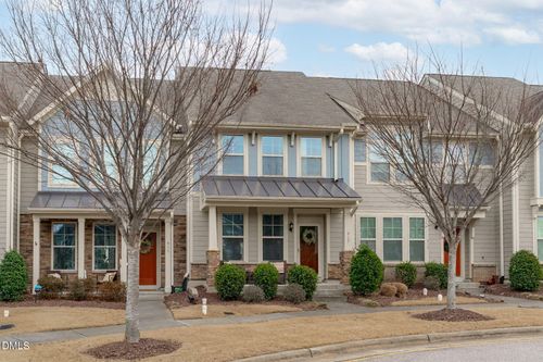 917 Ambergate Sta, Apex, NC, 27502-2432 | Card Image