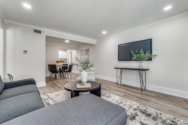 APT-120 - 10211 Regal Oaks Dr, Condo with 2 bedrooms, 2 bathrooms and null parking in Dallas TX | Image 5