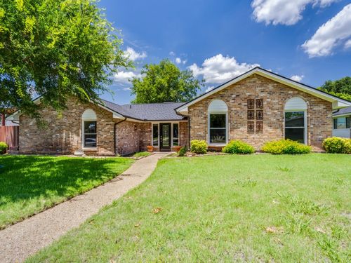 6661 Hillwood Ln, Dallas, TX, 75248-5028 | Card Image