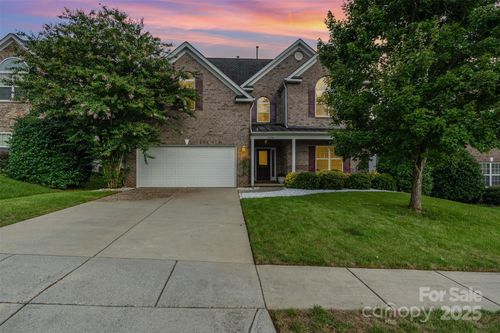 2274 Laurens Dr, Concord, NC, 28027-7637 | Card Image