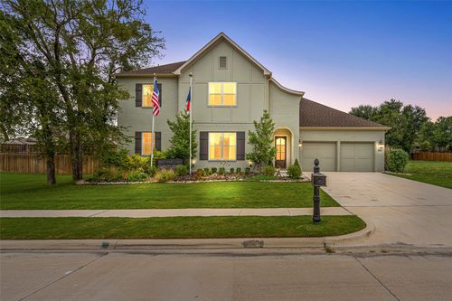 602 Sterling Dr, Benbrook, TX, 76126-2467 | Card Image