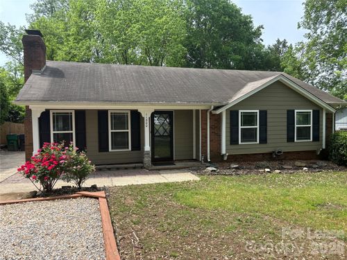 11800 Mirror Lake Dr, Charlotte, NC, 28226-3619 | Card Image