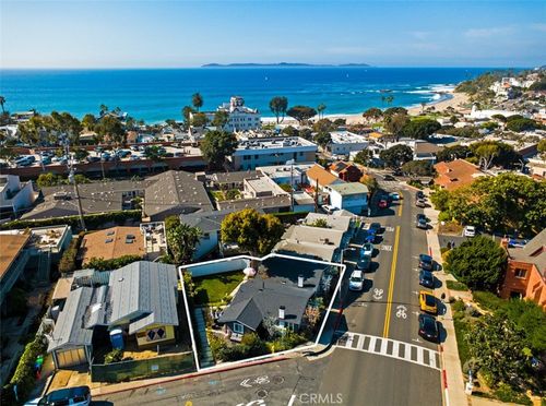 389 Park Ave, Laguna Beach, CA, 92651-2334 | Card Image