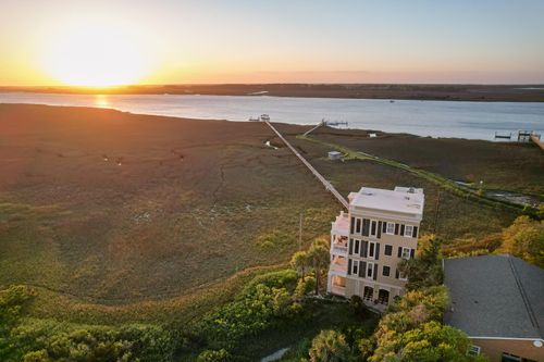1024 W Ashley Ave, Folly Beach, SC, 29439 | Card Image