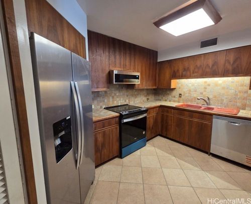 701-1525 Wilder Ave, Honolulu, HI, 96822-4686 | Card Image