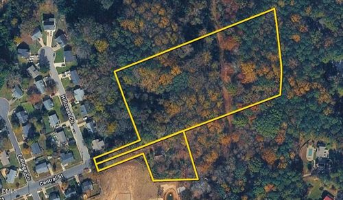 515 Central St, Clayton, NC, 27520-2061 | Card Image