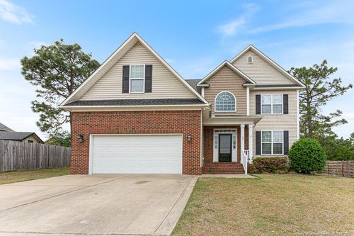 33 Eastwood Ct, Lillington, NC, 27546-6385 | Card Image