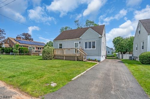 1311 Knopf St, Manville, NJ, 08835-1142 | Card Image