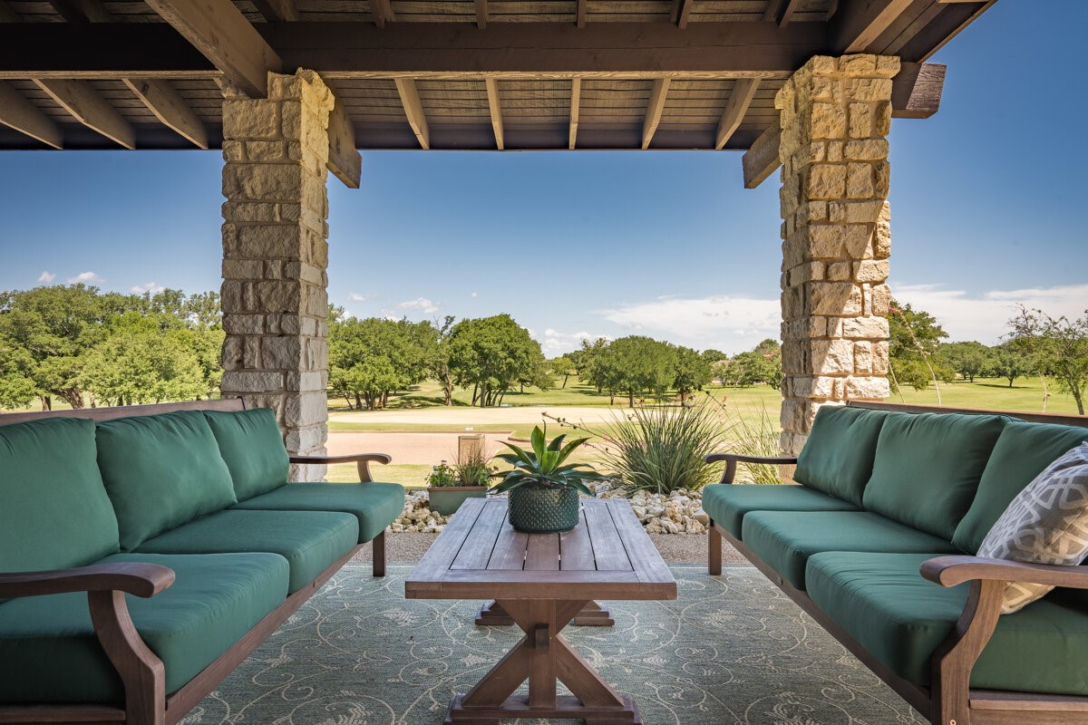 Land in Whitney 5