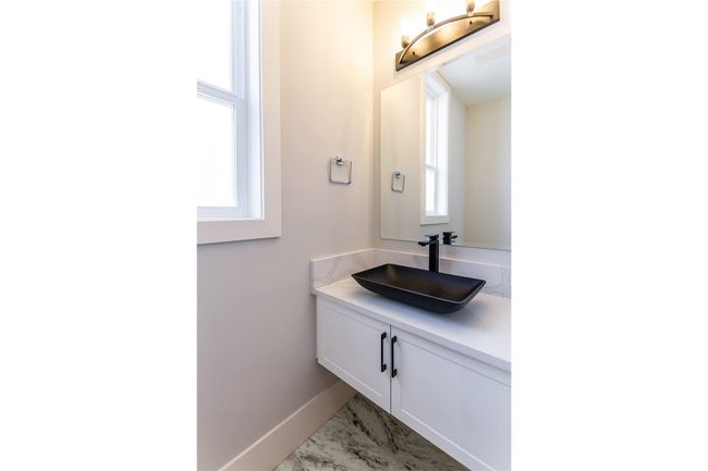 10897 Morrisette Pl, House other with 6 bedrooms, 5 bathrooms and 4 parking in Maple Ridge BC | Image 18