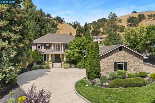 2540 Caballo Ranchero Dr, Diablo, CA, 94528 | Card Image