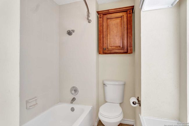 11401 Forest Elf, House other with 4 bedrooms, 2 bathrooms and null parking in Live Oak TX | Image 24