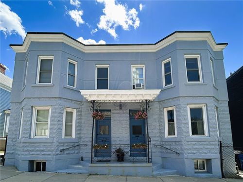 2-3 Bull St, Newport, RI, 02840-2701 | Card Image
