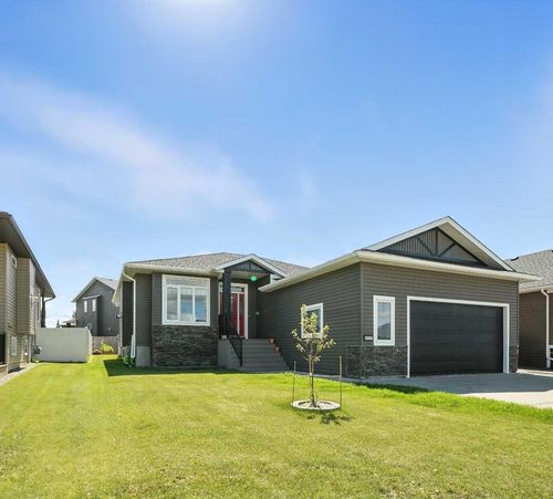 6511 57 Street, Olds, AB, T4H0C6 | Card Image