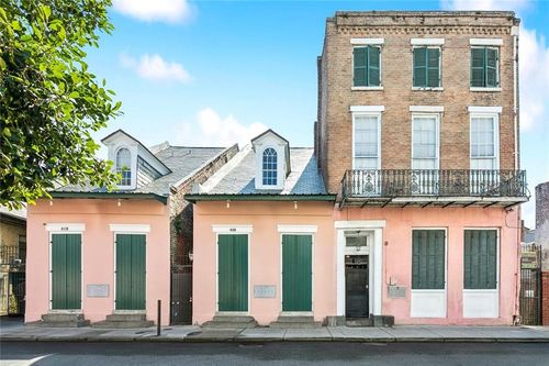 apt-3-416 Burgundy St, New Orleans, LA, 70112-3428 | Card Image