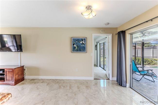 12191 Monarco Ln, House other with 3 bedrooms, 2 bathrooms and 2 parking in SPRING HILL FL | Image 15