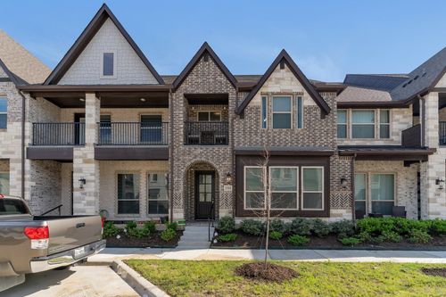 1900 Melinda Ln, Farmers Branch, TX, 75234-4895 | Card Image