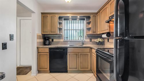 apt-201a-5100 Sw 64th Ave, Davie, FL, 33314-5220 | Card Image