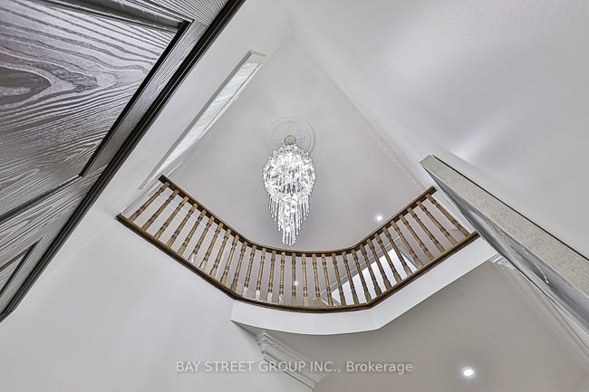 23 Sheila Cres, House other with 6 bedrooms, 5 bathrooms and 6 parking in Richmond Hill ON | Image 9