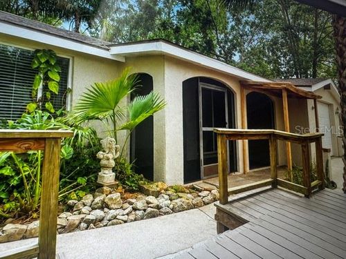 7634 Fox Hollow Dr, PORT RICHEY, FL, 34668-4011 | Card Image