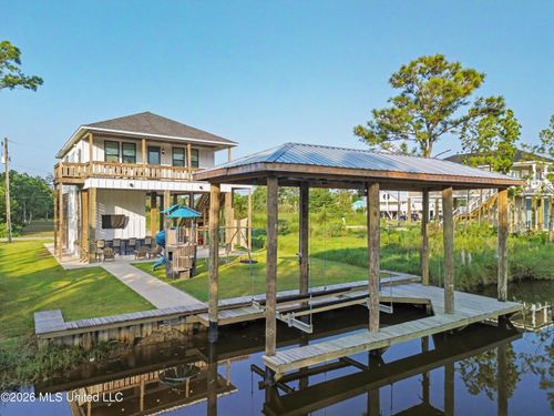 4114 11th Ave, Bay Saint Louis, MS, 39520-7473 | Card Image