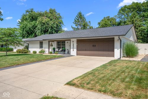 2309 Jolinda Court, Columbus, IN, 47203 | Card Image