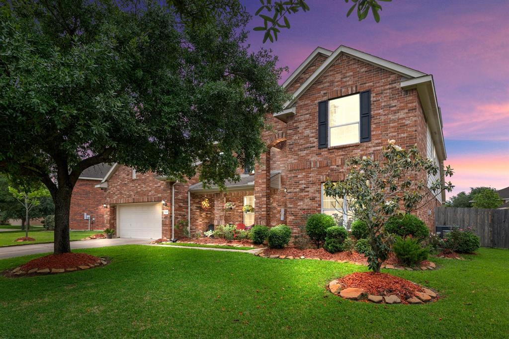 Sutherland Spring Ln, Rosharon, TX 77583