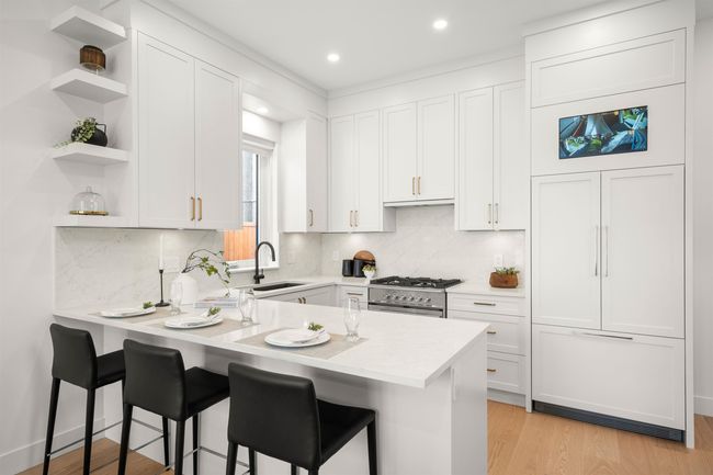 1 - 312 E 40th Ave, Home with 3 bedrooms, 4 bathrooms and 1 parking in Vancouver BC | Image 9