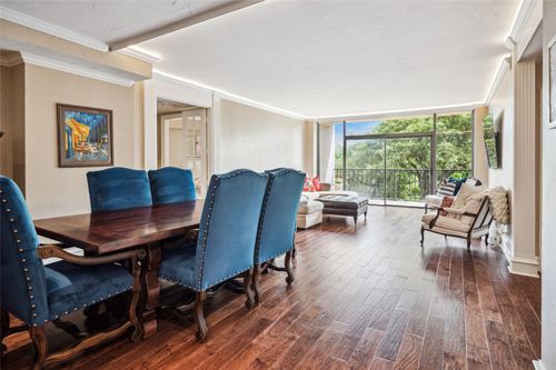 apt-330-5200 Keller Springs Rd, Dallas, TX, 75248-2740 | Card Image