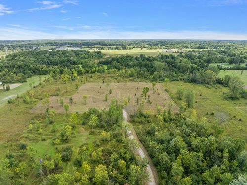 57420 Omo Rd, Ray Twp, MI, 48096-4524 | Card Image