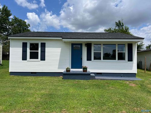 106 Coffman Cir, Athens, AL, 35611-4717 | Card Image