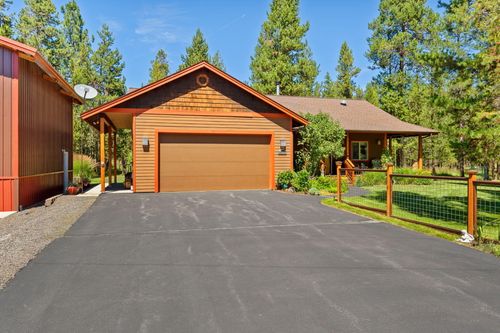 16844 Brenda Dr, Bend, OR, 97707-2308 | Card Image