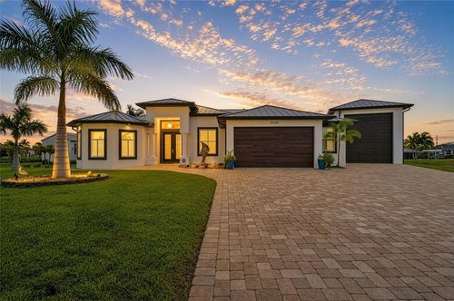 15704 Lakeland Cir, PORT CHARLOTTE, FL, 33981-4645 | Card Image