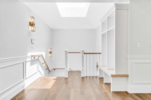 apt-4-128 Longwood Ave, Brookline, MA, 02446-6619 | Card Image